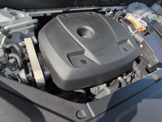 Volvo Xc90 Plug-In Hybrid T8 Core 7 Passenger - Thumbnail 17