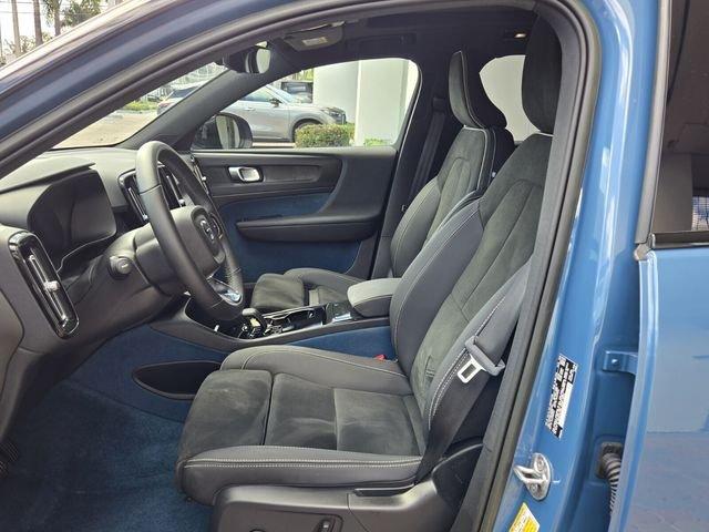 Volvo Xc40 Recharge Pure Electric Twin Plus With Navigation & Awd - Thumbnail 14