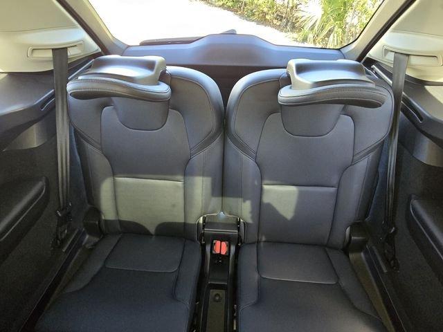 Volvo Xc90 B6 Plus 7-Seater With Navigation & Awd - Thumbnail 17