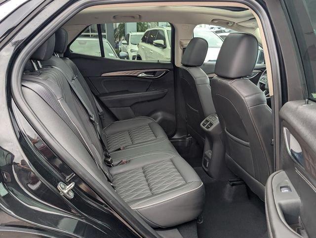 Buick Envision Avenir With Navigation - Thumbnail 16