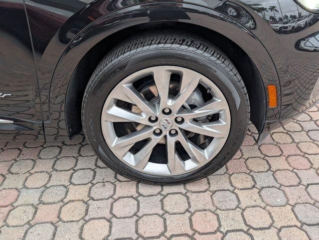 Buick Envision Avenir With Navigation - Thumbnail 18