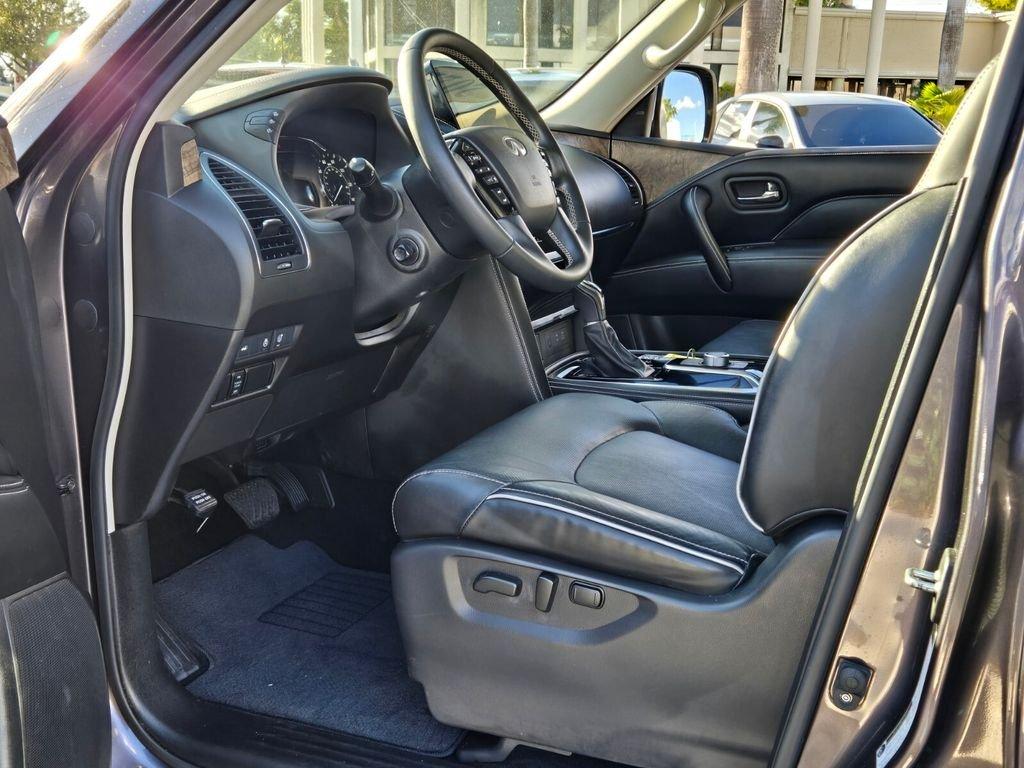 Infiniti Qx80 Premium Select With Navigation & 4Wd - Thumbnail 16