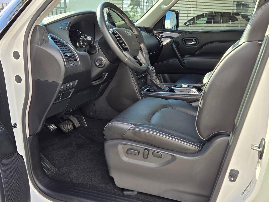 Infiniti Qx80 Luxe With Navigation - Thumbnail 14