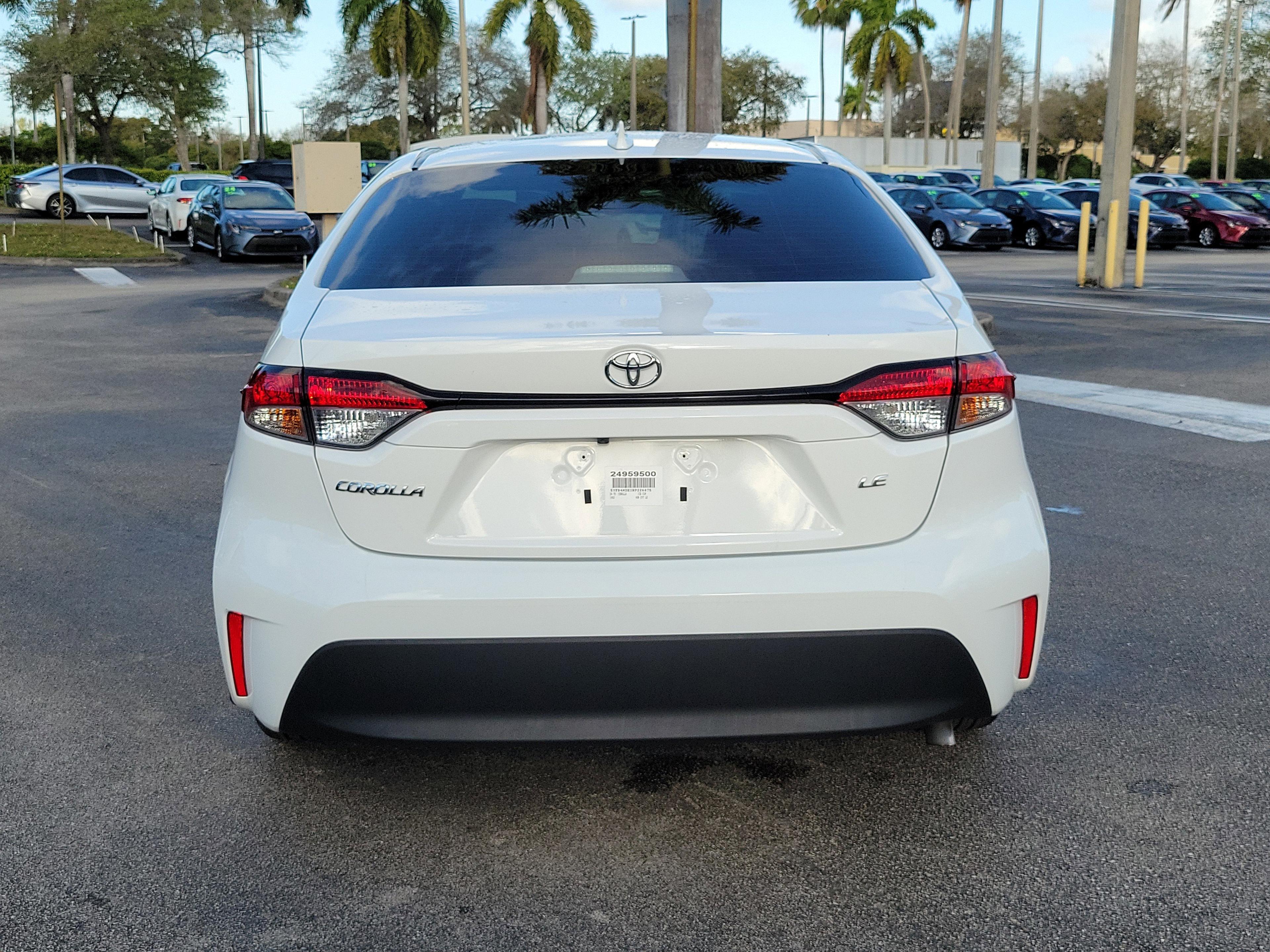 Toyota Corolla Le Fwd - Thumbnail 7