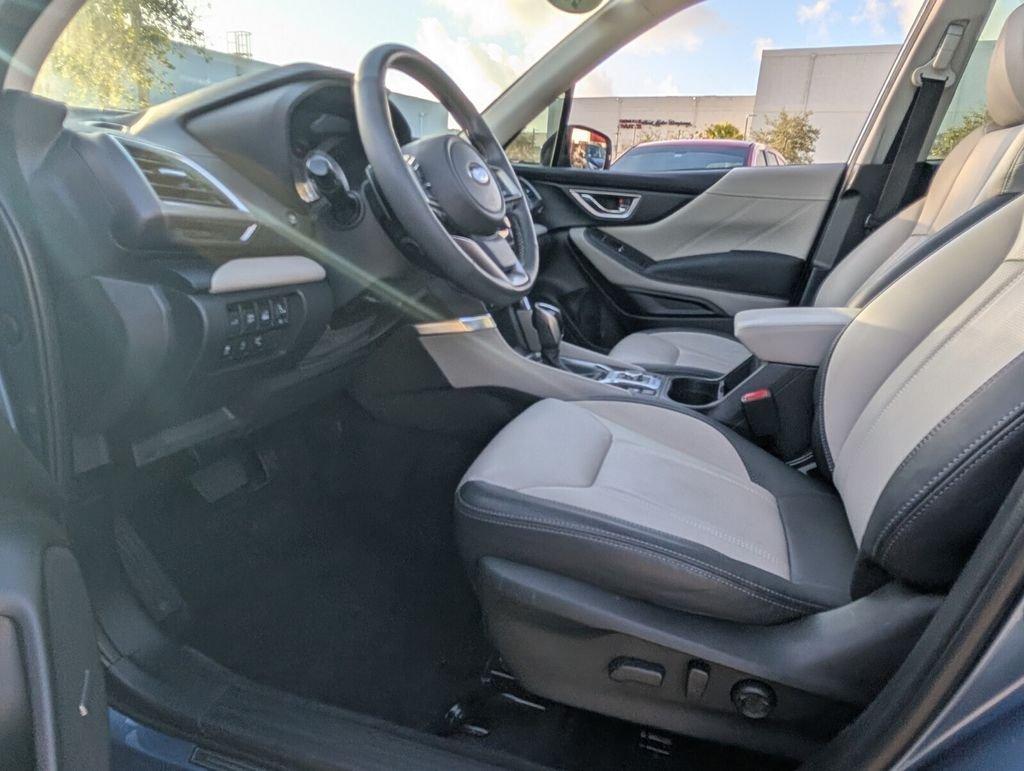 Subaru Forester Limited With Navigation & Awd - Thumbnail 11