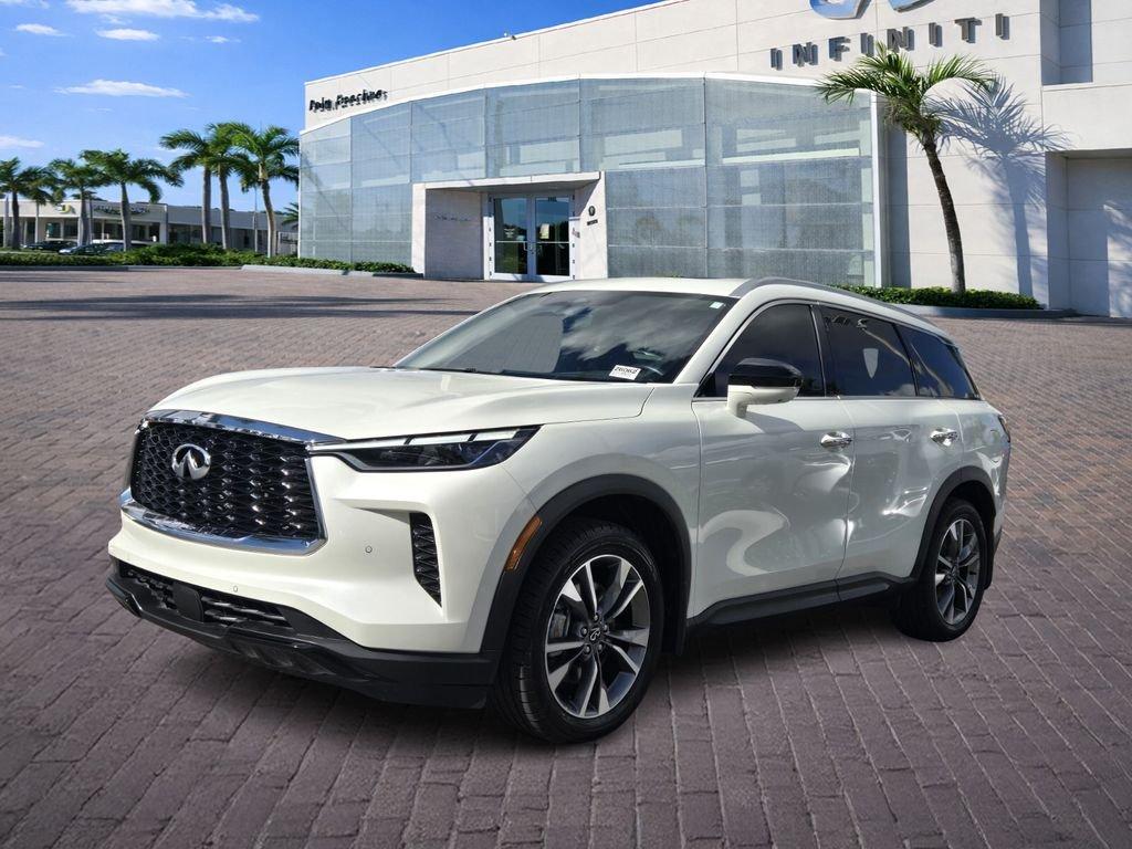 Infiniti Qx60 Luxe With Navigation - Thumbnail 4