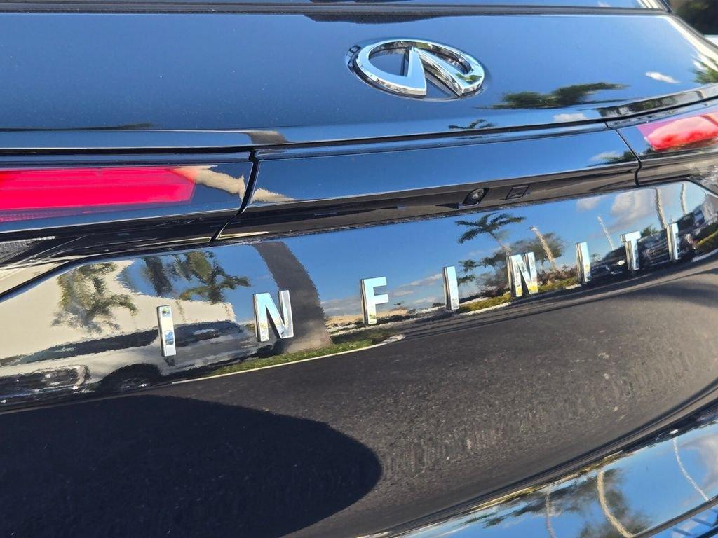 Infiniti Qx60 Luxe With Navigation & Awd - Thumbnail 10