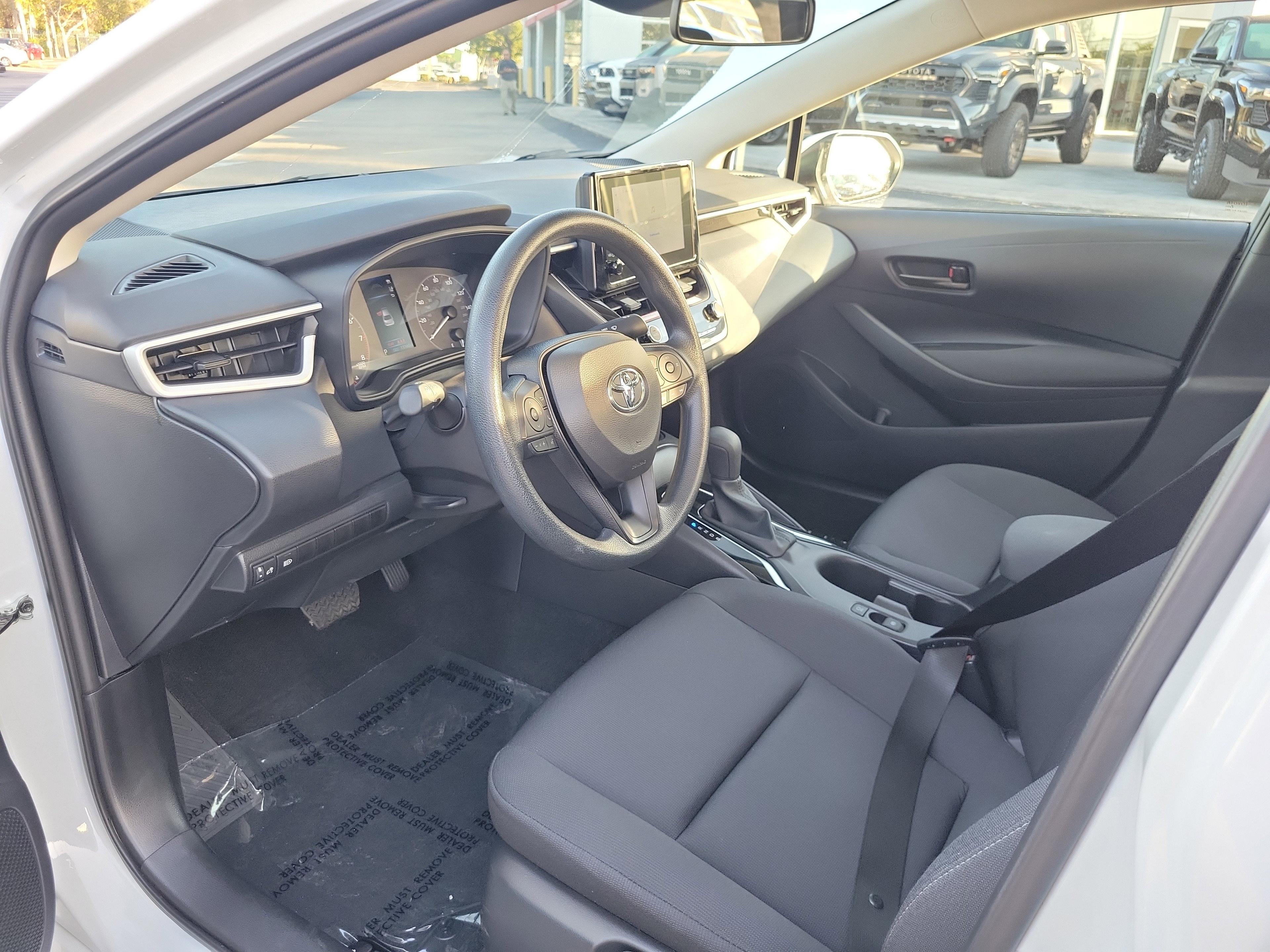 Toyota Corolla Le Fwd - Thumbnail 12