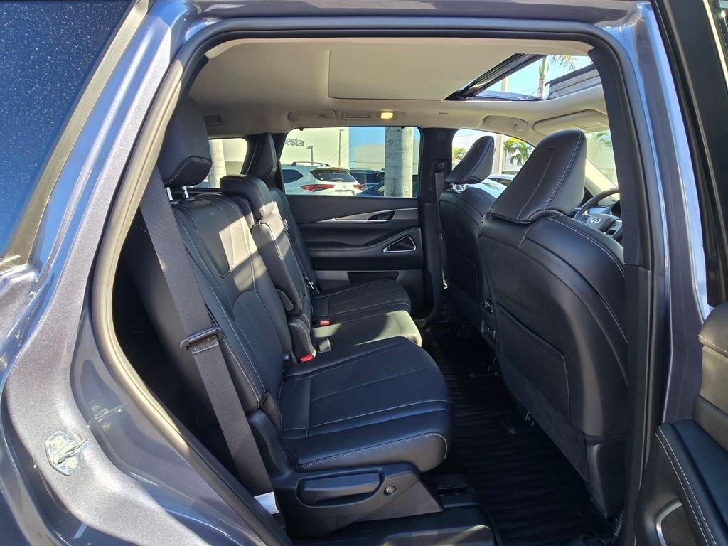 Infiniti Qx60 Luxe With Navigation - Thumbnail 19