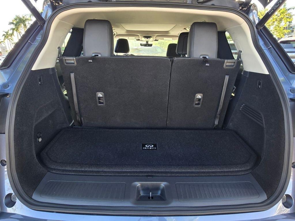 Infiniti Qx60 Luxe With Navigation - Thumbnail 11