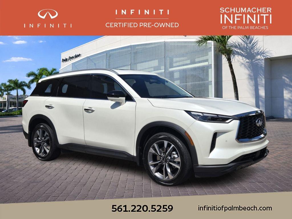 Infiniti Qx60 Luxe With Navigation - Thumbnail 2