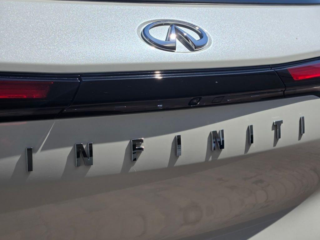 Infiniti Qx60 Luxe With Navigation - Thumbnail 10