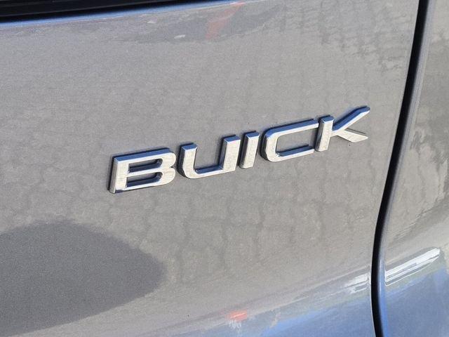 Buick Enclave Avenir With Navigation - Thumbnail 10