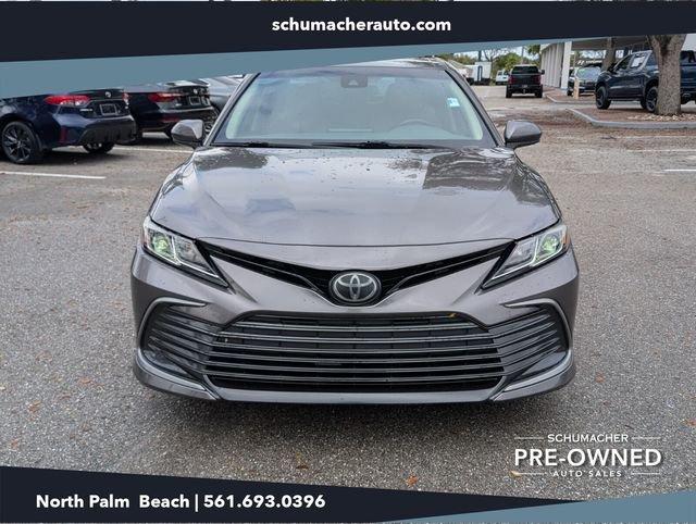 Toyota Camry Le Fwd 4D Sedan - Thumbnail 2