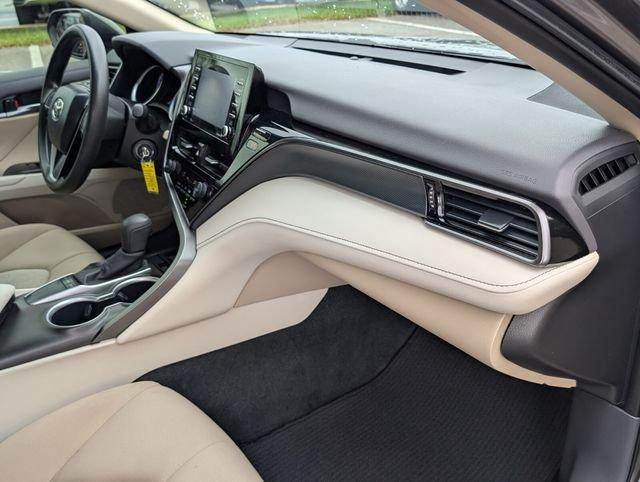 Toyota Camry Le Fwd 4D Sedan - Thumbnail 15