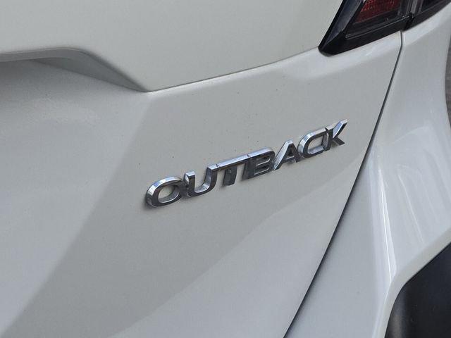 Subaru Outback Limited With Navigation & Awd - Thumbnail 8
