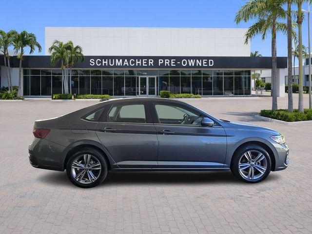 Volkswagen Jetta 1.5T Se Fwd 4D Sedan - Thumbnail 9