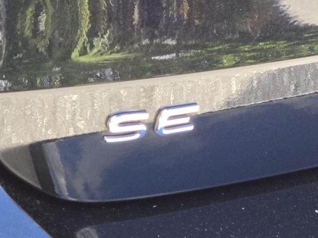 Volkswagen Taos 1.5T Se Fwd 4D Sport Utility - Thumbnail 11