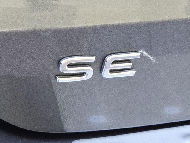 Volkswagen Taos 1.5T Se Fwd 4D Sport Utility - Thumbnail 11