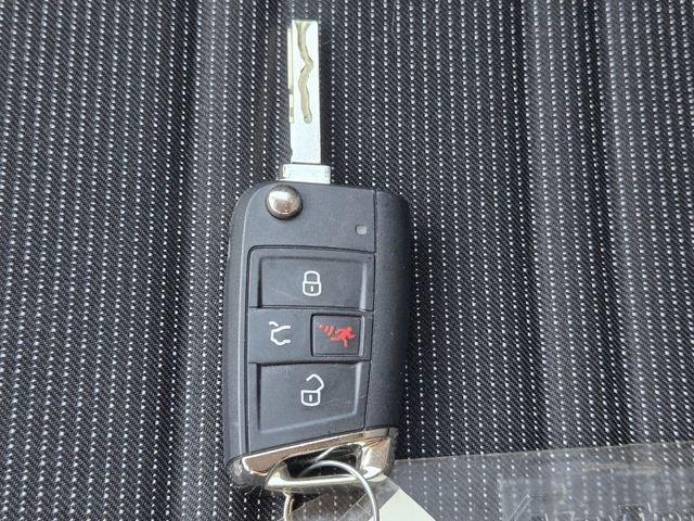 Volkswagen Tiguan 2.0T S Fwd 4D Sport Utility - Thumbnail 20