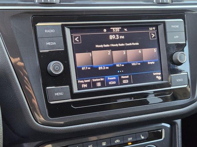 Volkswagen Tiguan 2.0T S Fwd 4D Sport Utility - Thumbnail 16