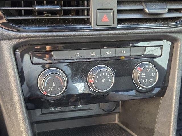 Volkswagen Taos 1.5T S Fwd 4D Sport Utility - Thumbnail 19