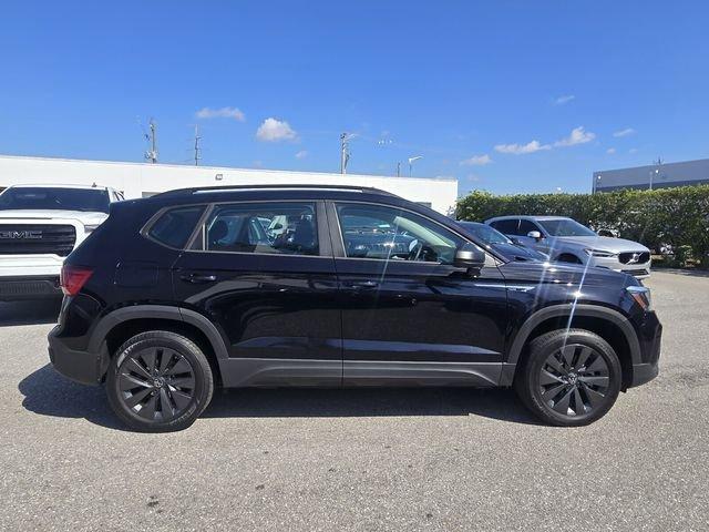 Volkswagen Taos 1.5T S Fwd 4D Sport Utility - Thumbnail 10