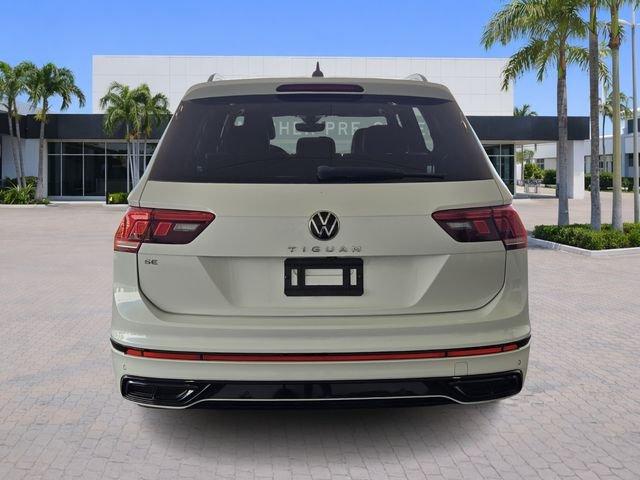 Volkswagen Tiguan 2.0T Se R-Line Black Fwd 4D Sport Utility - Thumbnail 7