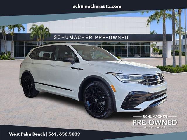 Volkswagen Tiguan 2.0T Se R-Line Black Fwd 4D Sport Utility - Thumbnail 2