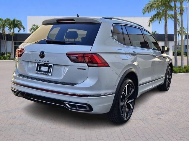 Volkswagen Tiguan 2.0T Sel R-Line With Navigation & Awd - Thumbnail 8