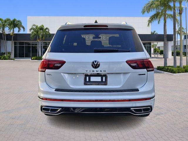 Volkswagen Tiguan 2.0T Sel R-Line With Navigation & Awd - Thumbnail 7