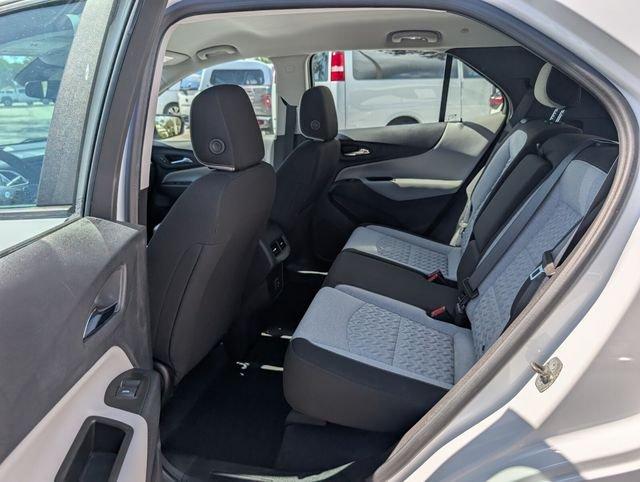 Chevrolet Equinox Ls Fwd 4D Sport Utility - Thumbnail 15