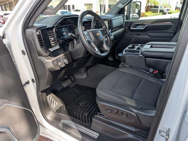 Chevrolet Silverado 2500Hd Lt 4Wd - Thumbnail 12