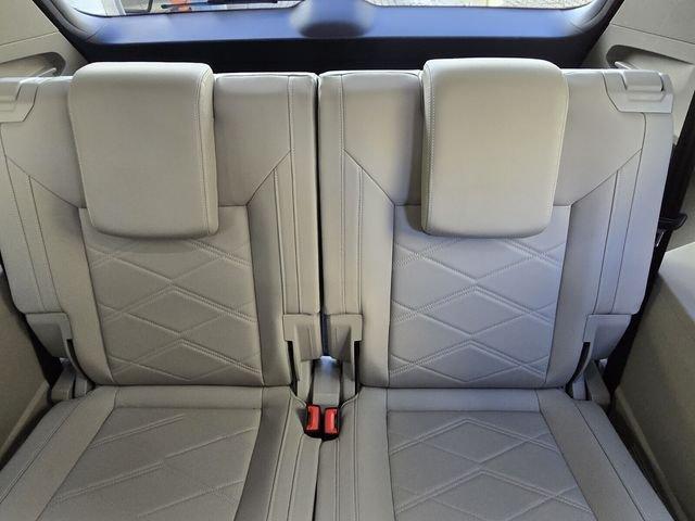 Volkswagen Atlas 2.0T Se Fwd 4D Sport Utility - Thumbnail 17