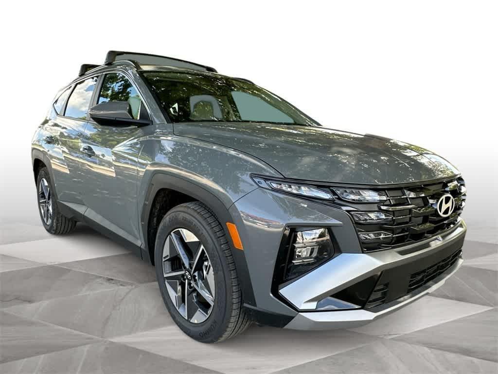 Hyundai Tucson Sel Fwd Fwd Sport Utility - Thumbnail 2