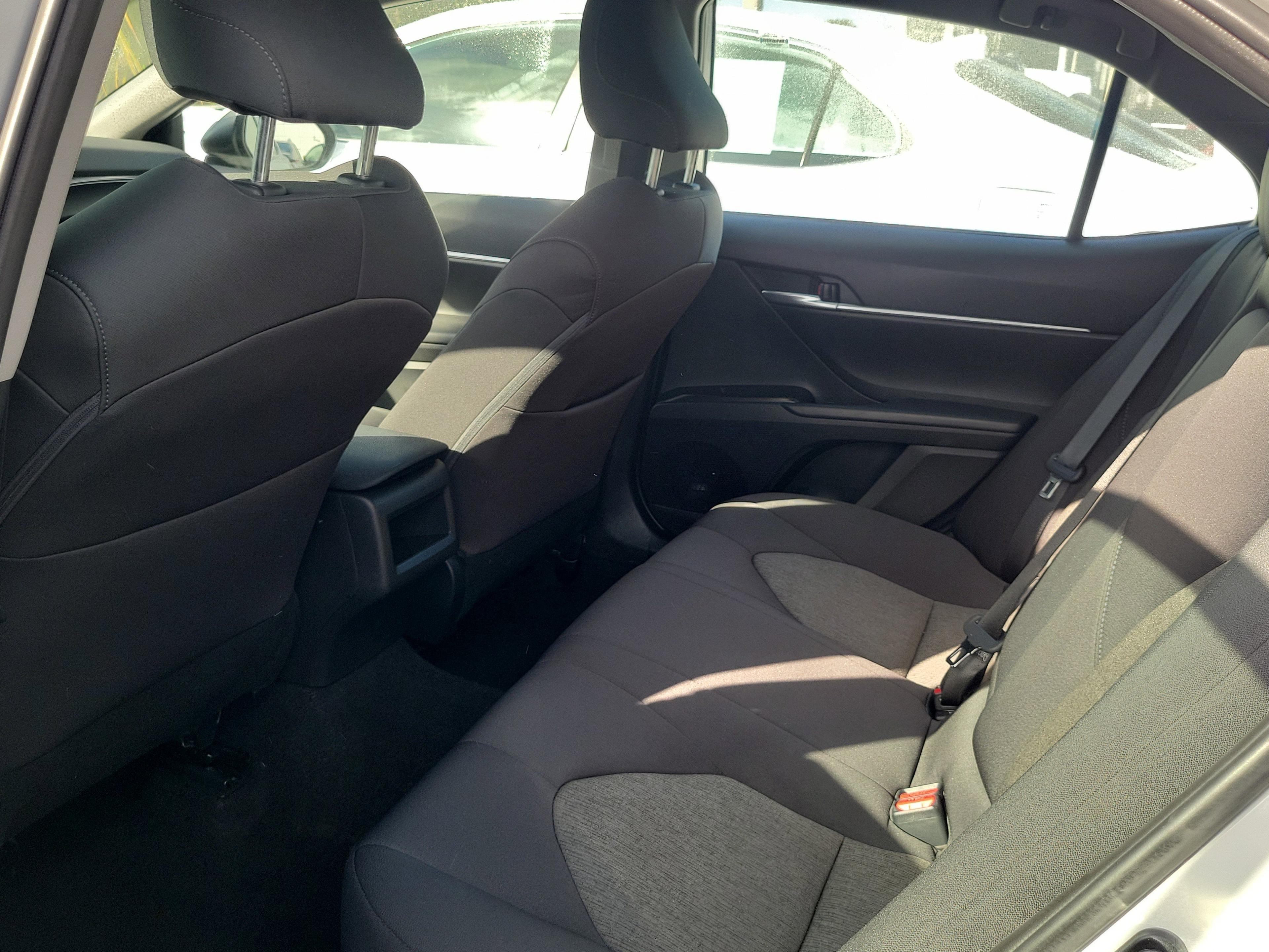 Toyota Camry Le Fwd - Thumbnail 9