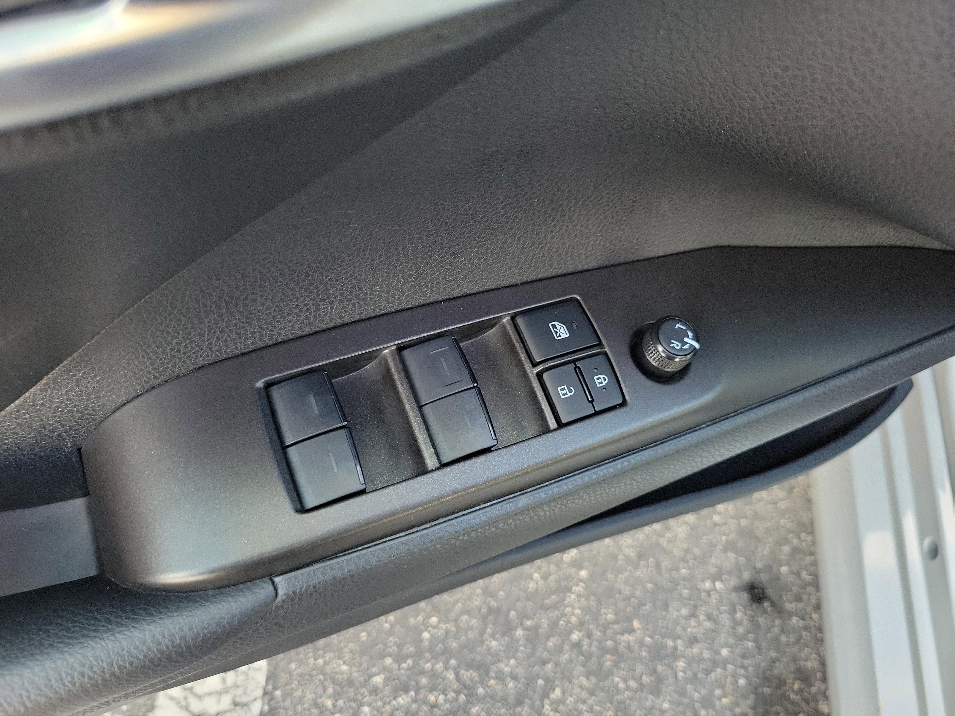 Toyota Camry Le Fwd - Thumbnail 14