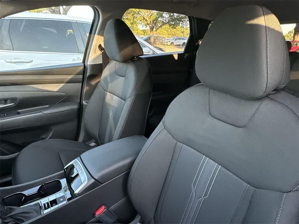 Hyundai Tucson Sel Fwd Fwd Sport Utility - Thumbnail 14