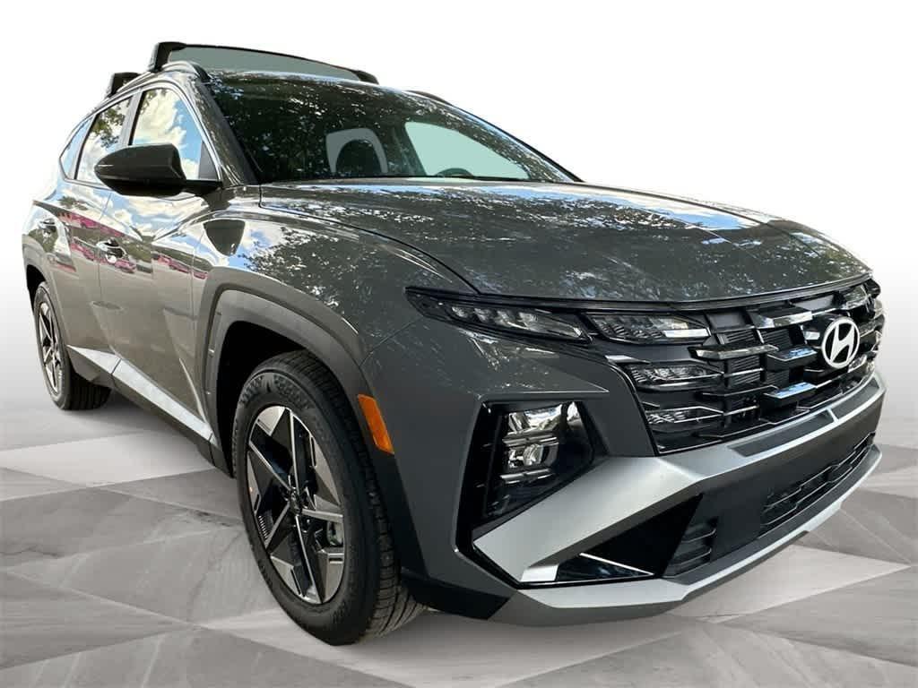 Hyundai Tucson Sel Fwd Fwd Sport Utility - Thumbnail 2