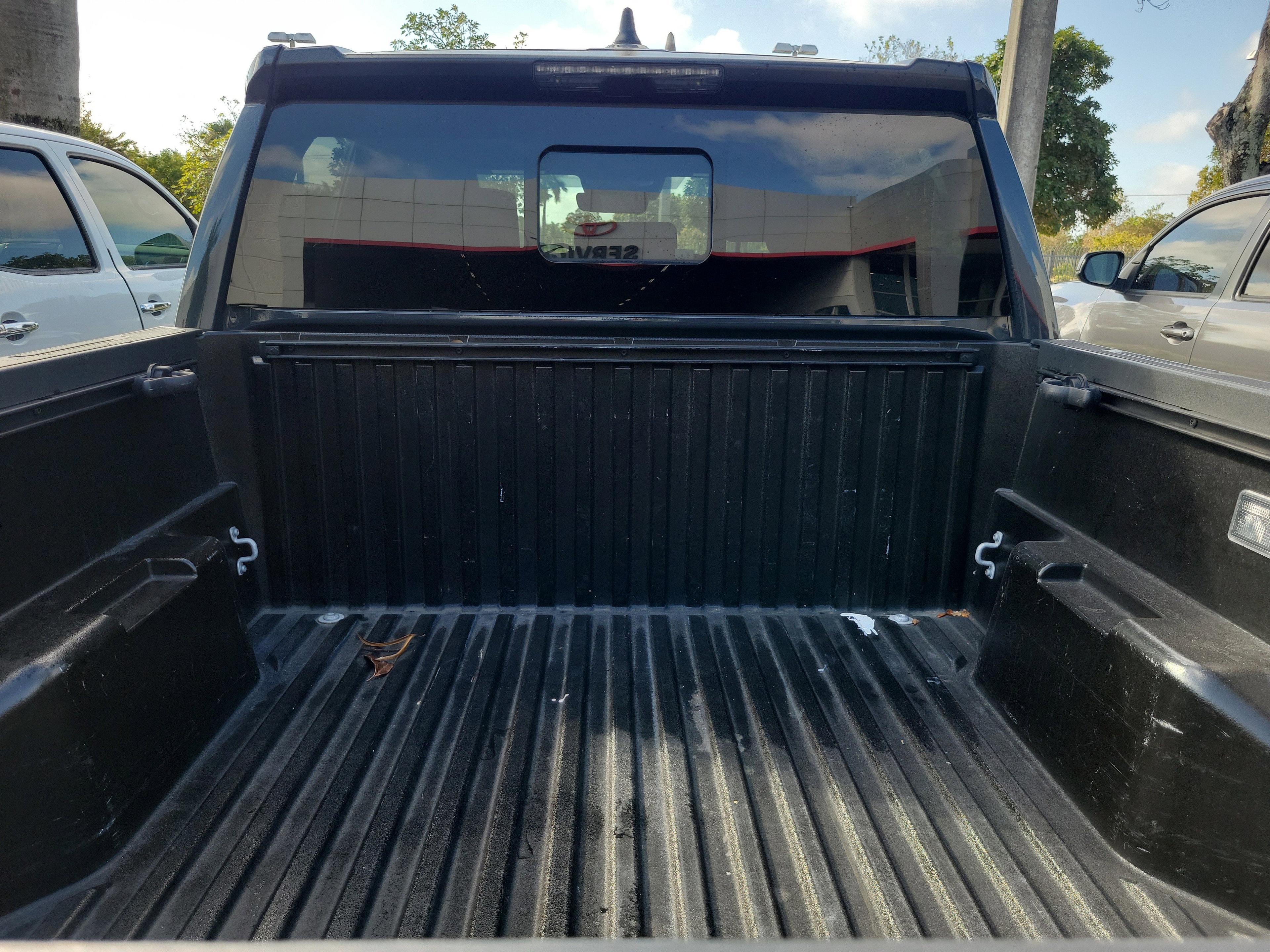 Toyota Tacoma 2Wd Sr5 Rwd Crew Cab - Thumbnail 7