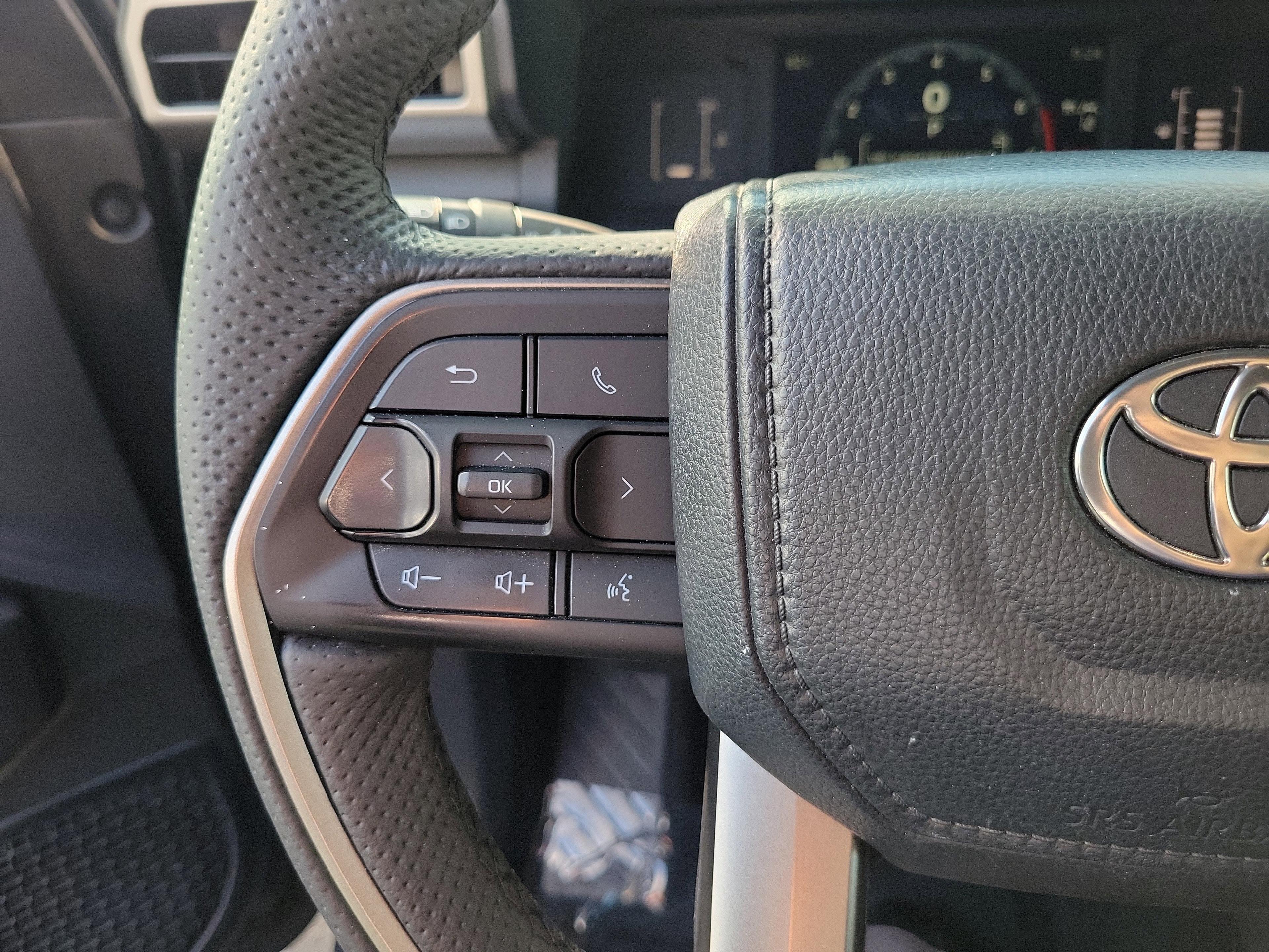 Toyota Tacoma 2Wd Sr5 Rwd Crew Cab - Thumbnail 12