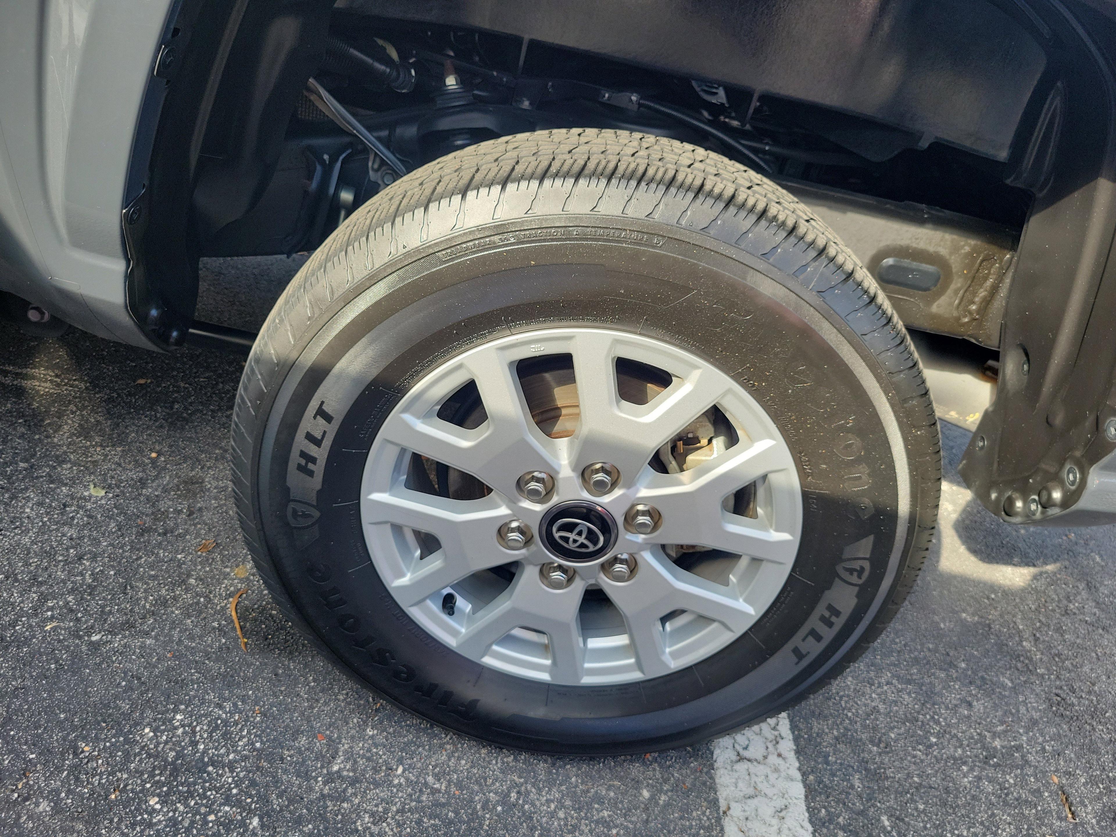 Toyota Tacoma 2Wd Sr5 Rwd Crew Cab - Thumbnail 8