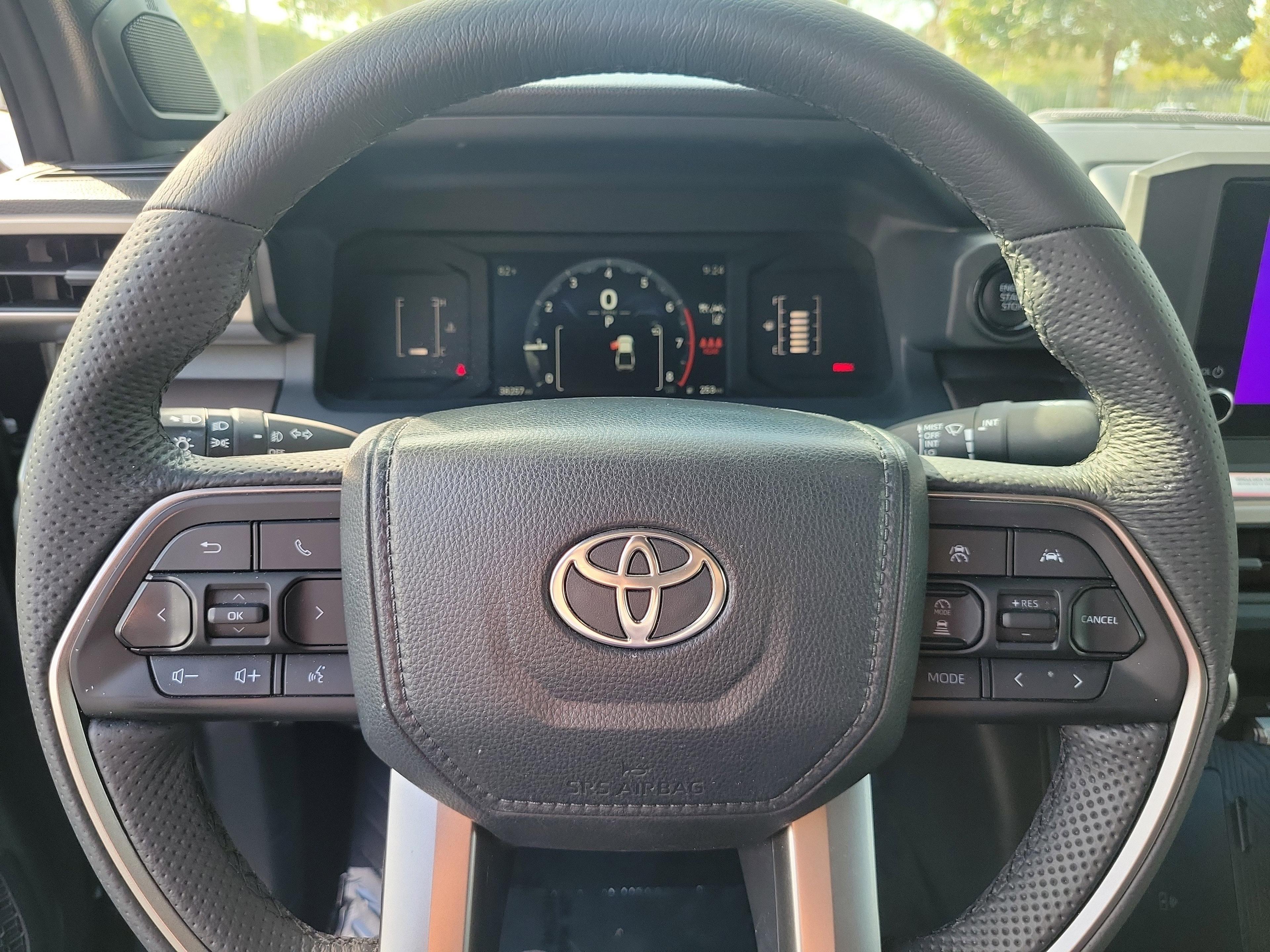 Toyota Tacoma 2Wd Sr5 Rwd Crew Cab - Thumbnail 11