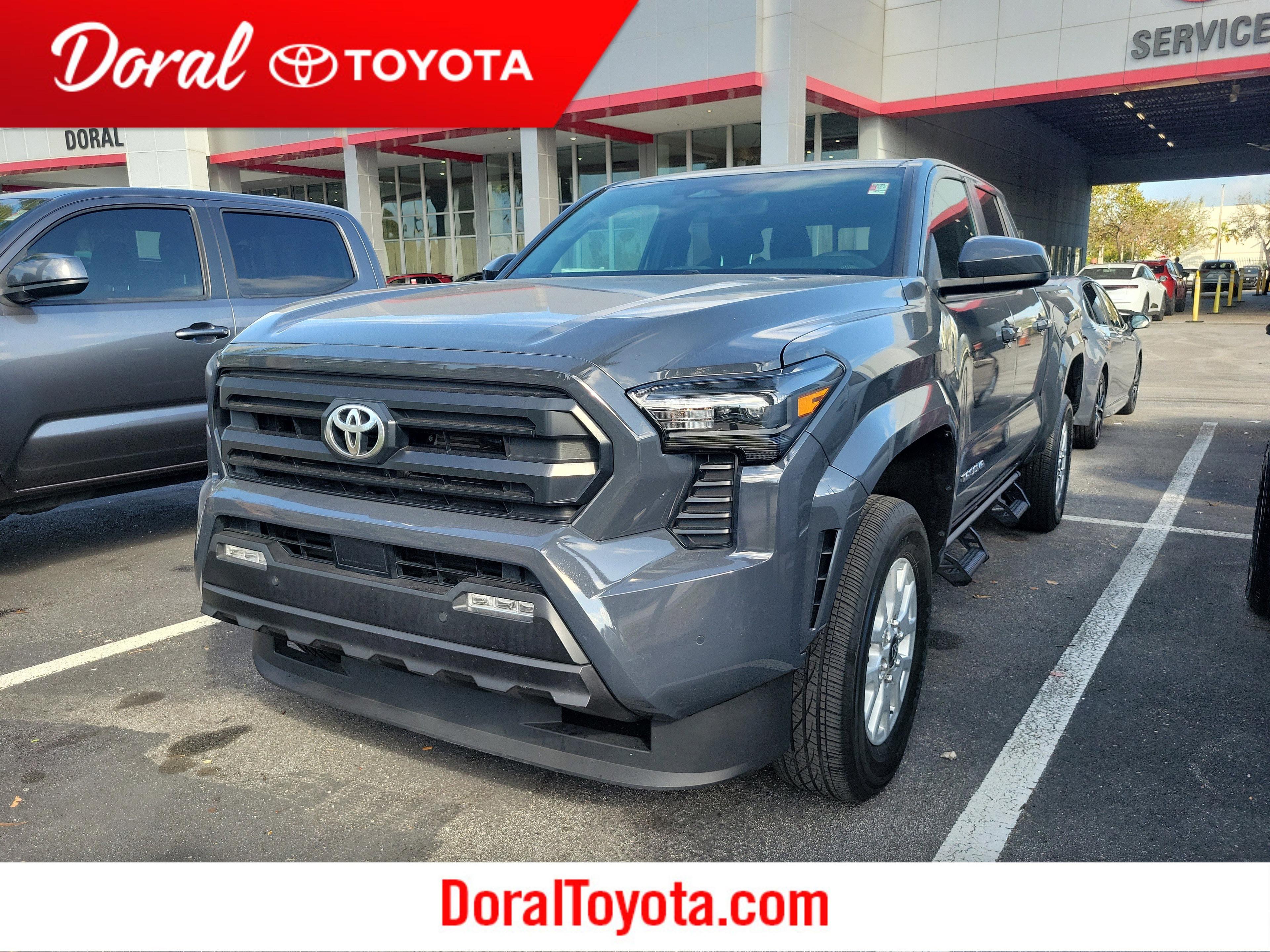 Toyota Tacoma 2Wd Sr5 Rwd Crew Cab - Thumbnail 2