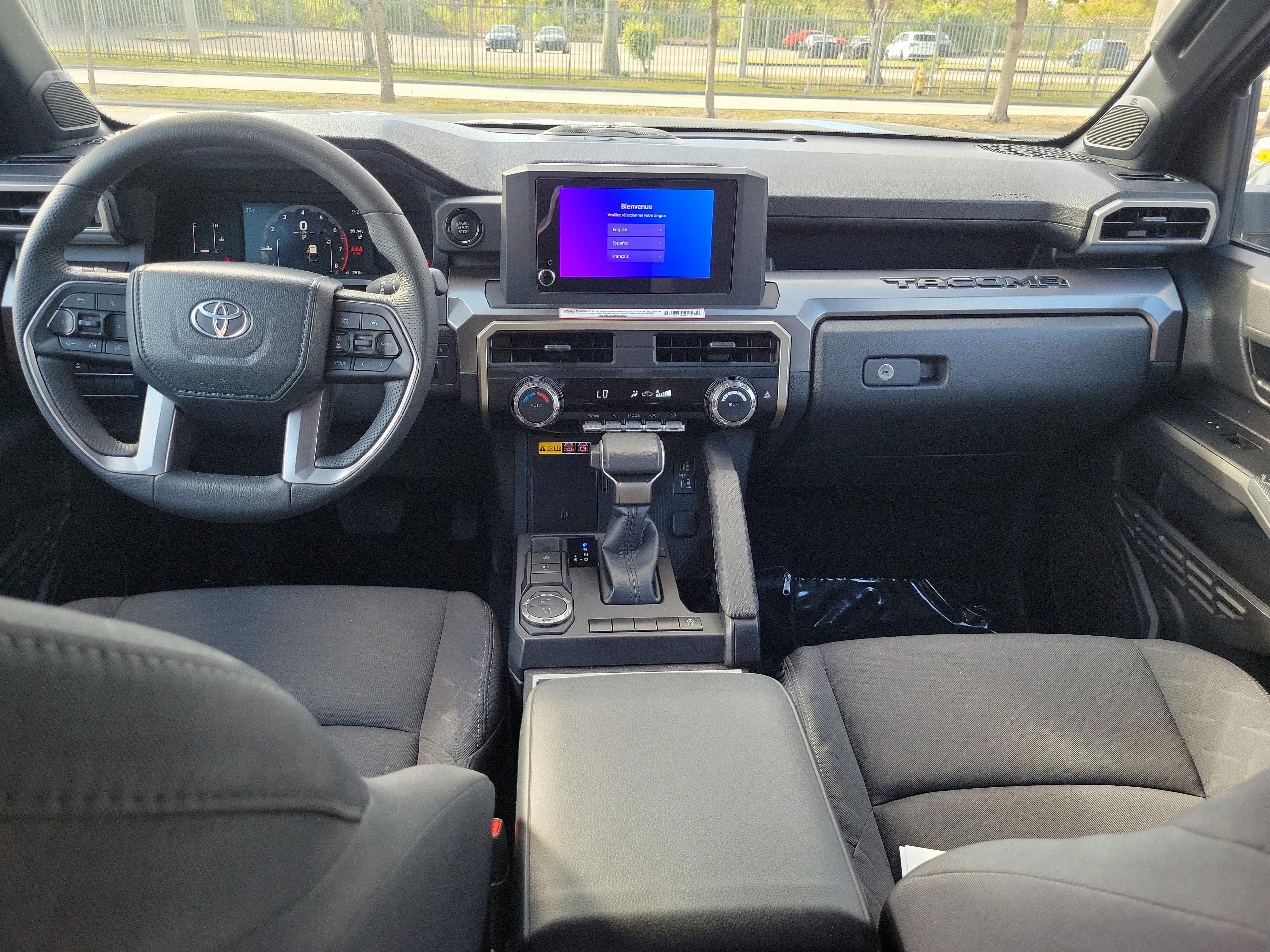 Toyota Tacoma 2Wd Sr5 Rwd Crew Cab - Thumbnail 9