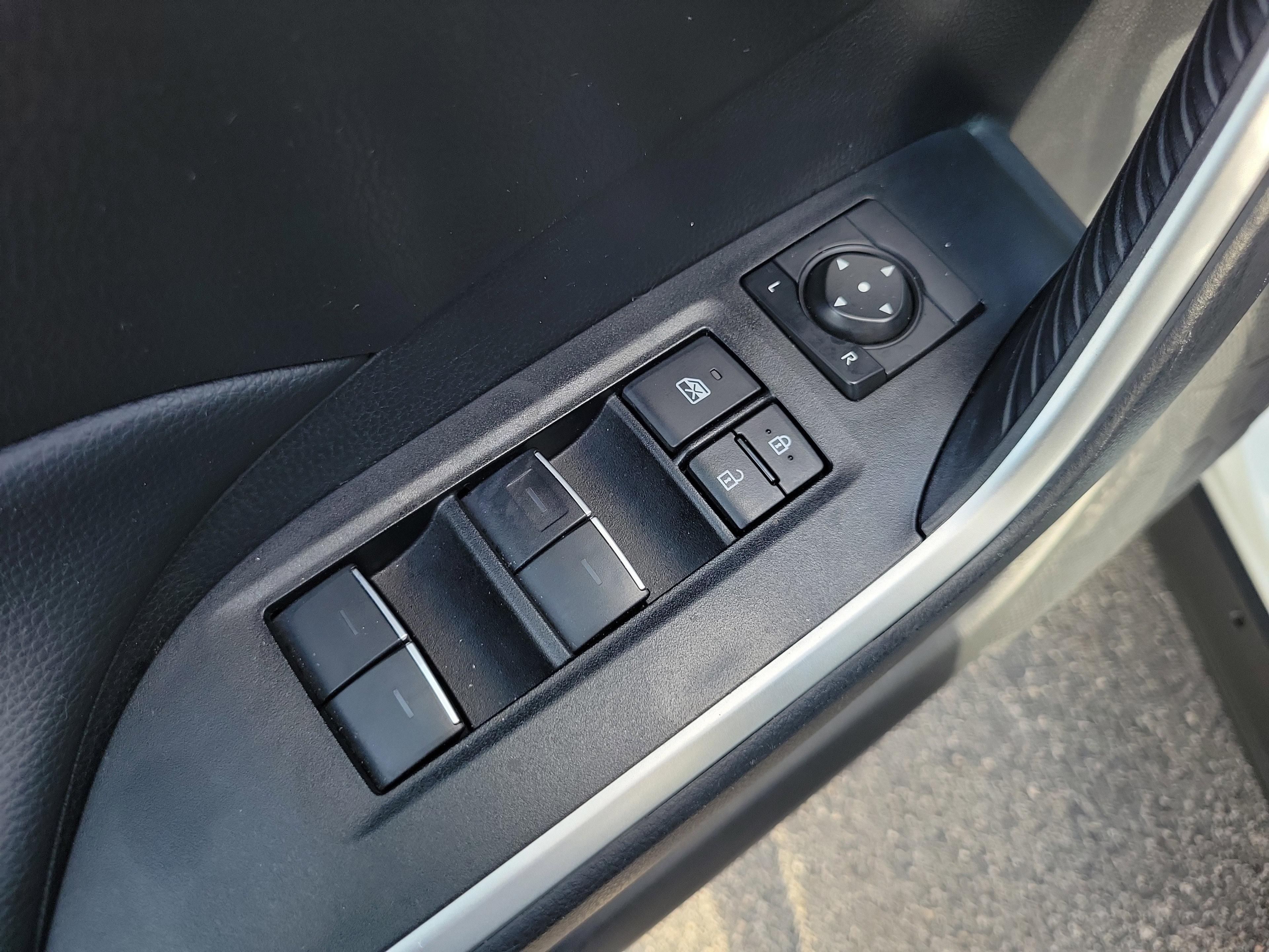 Toyota Rav4 Xle Fwd - Thumbnail 13