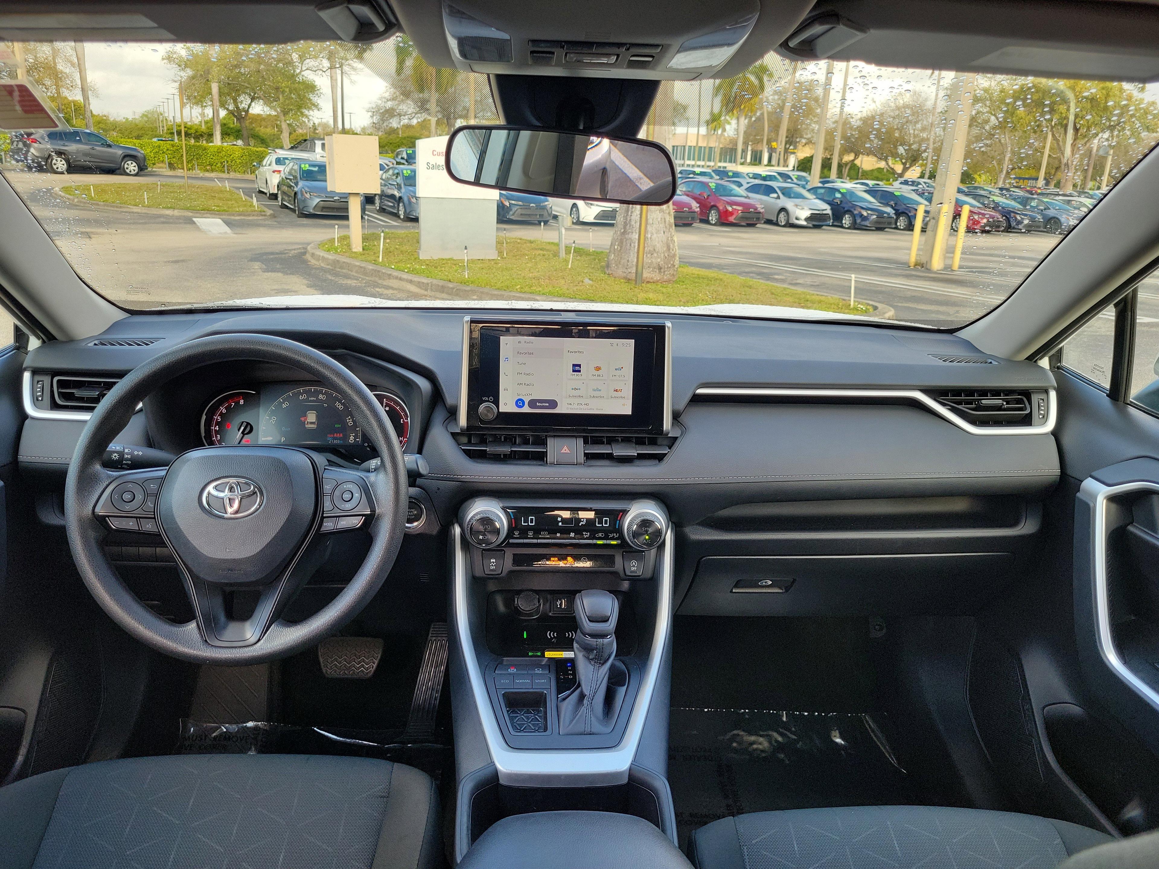 Toyota Rav4 Xle Fwd - Thumbnail 10