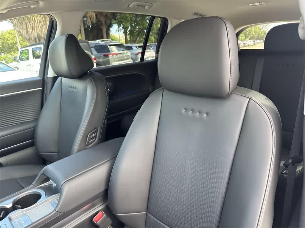 Hyundai Ioniq 9 Sel Awd Sport Utility - Thumbnail 14