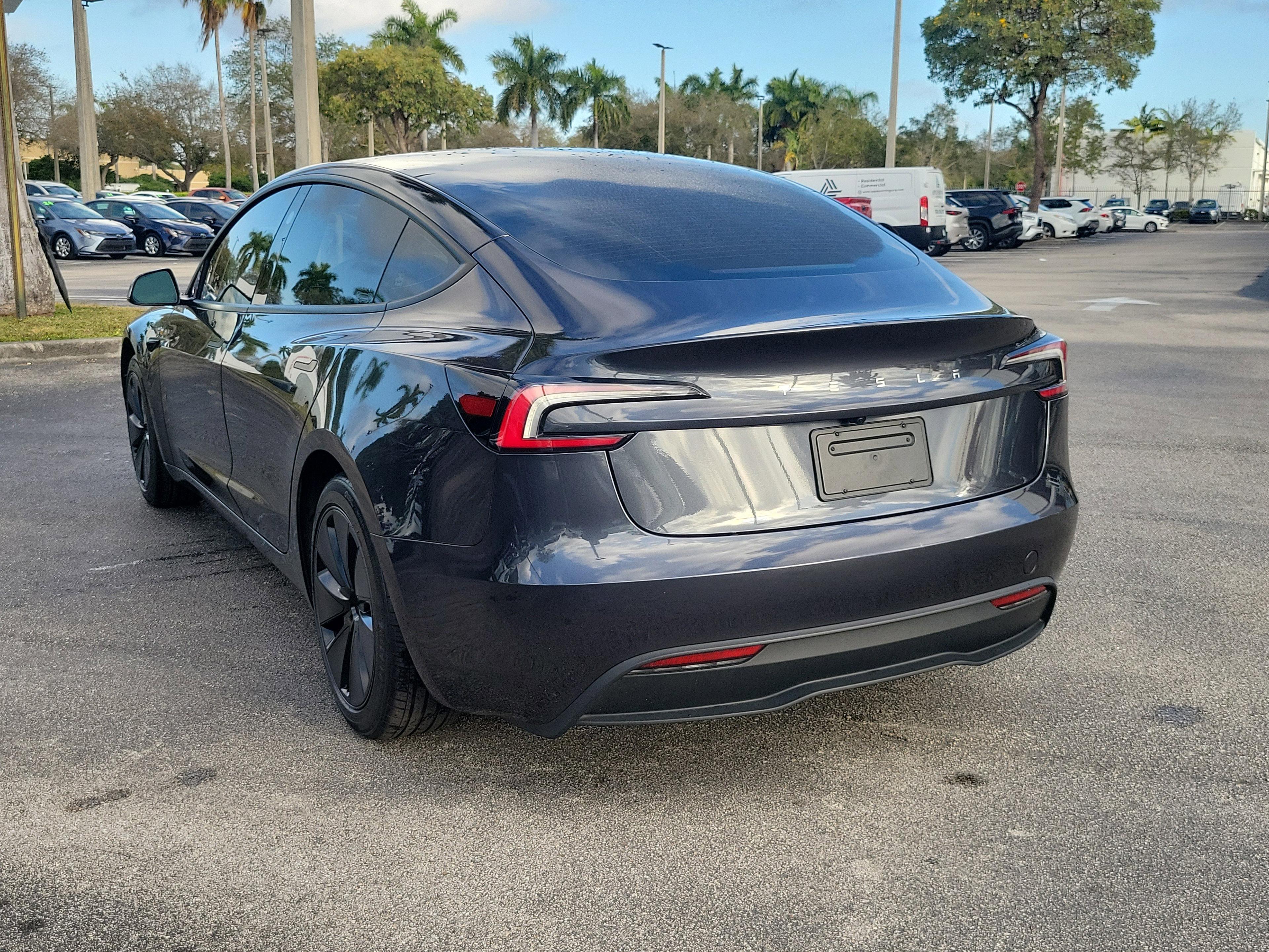 Tesla Model 3 Long Range Rwd - Thumbnail 7