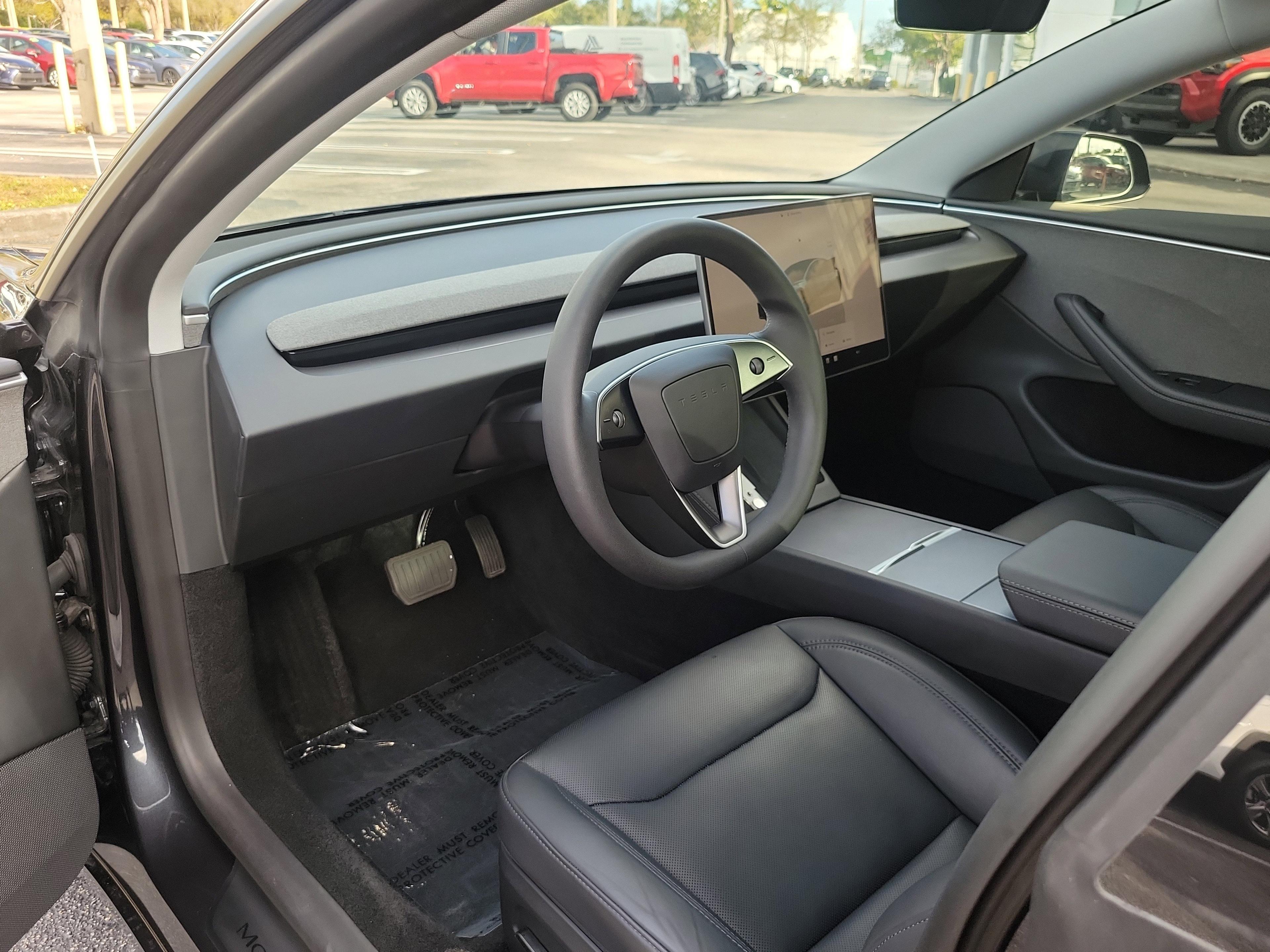 Tesla Model 3 Long Range Rwd - Thumbnail 13